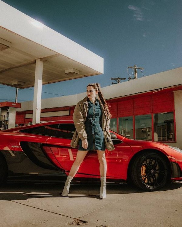 Les essentiels à avoir dans sa garde-robe pour une transition réussie vers l'automne